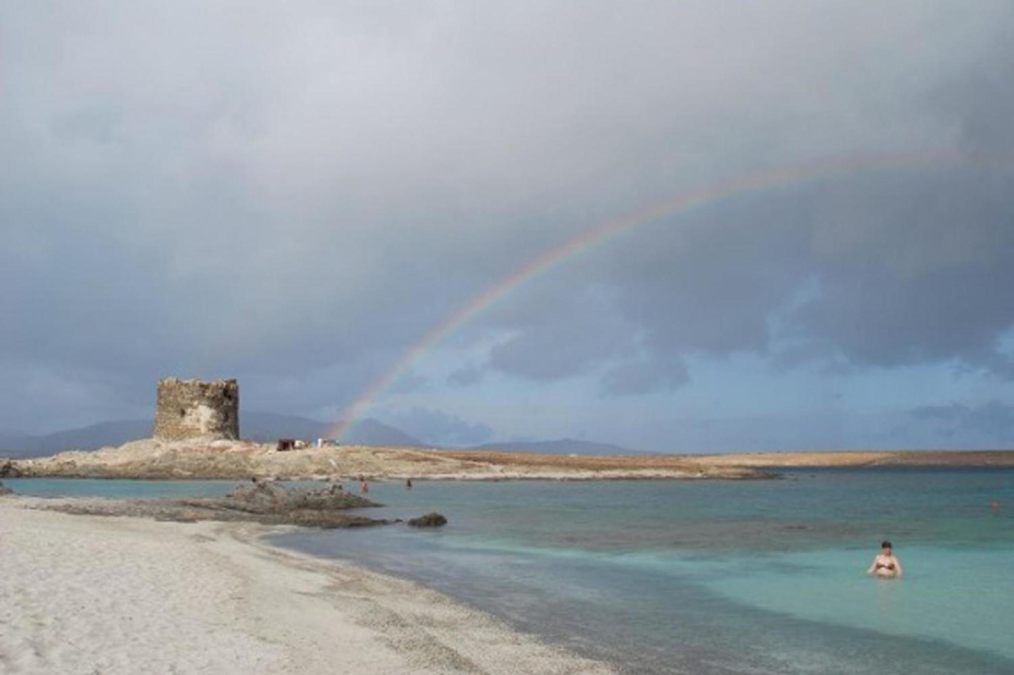 Rocca Ruja Vip Aparthotel Stintino Ruang foto